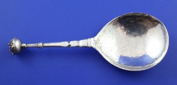 An early 18th century Scandinavian parcel gilt silver spoon, with fleur de lys decorated broad
