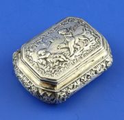A late 19th/early 20th century Hanau? silver box with hinged lid, of octagonal form, embossed with