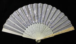A Chinese export ivory and silk leaf fan, with gilt decorated lacquer box, late 19th / early 20th