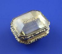 A 19th century gold and citrine vinaigrette, each side set with two fancy emerald cut citrines with