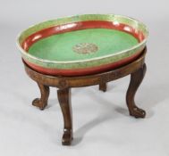 A rare Chinese export enamelled porcelain basin, Jiaqing period, the interior with shou medallion