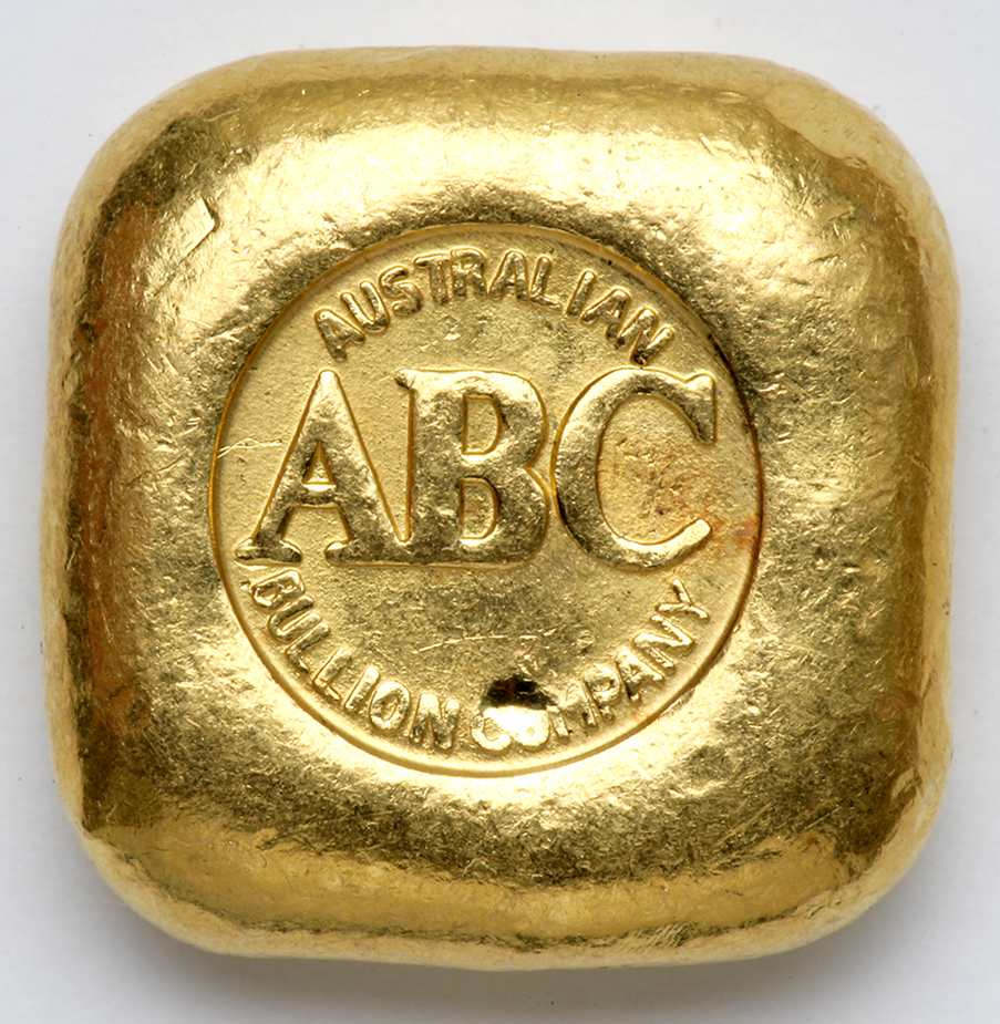 Australia. Gold 1 Ounce Square Ingot, ND. Weight 31.2 grams. 19 x 19 mm. One Ounce 9999 gold.