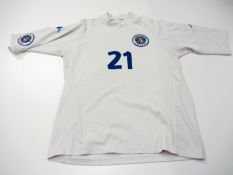 Gabriel Batistuta: a white No.21 jersey from the Jubilaeum Match in 2000,
short-sleeved, the reverse