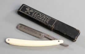 A cased gentlemen`s shaving razor, titled FACHARBEIT, TENNIS SOLINGEN