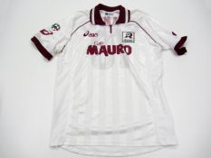 Shunsuke Nakamura: a white Reggina No.10 Serie A jersey season 2002-03,
short-sleeved, Lega Calcio