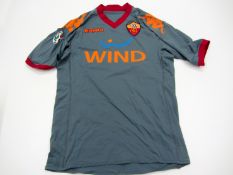 Julio Sergio: a grey AS Roma No.27 Serie A goalkeeping jersey season 2009-10,
short-sleeved, Lega