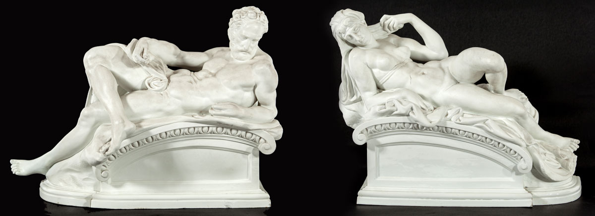 “Il Crepuscolo e l`Aurora”, coppia di sculture in porcellana bianca, modelli ripresi dalla tomba
