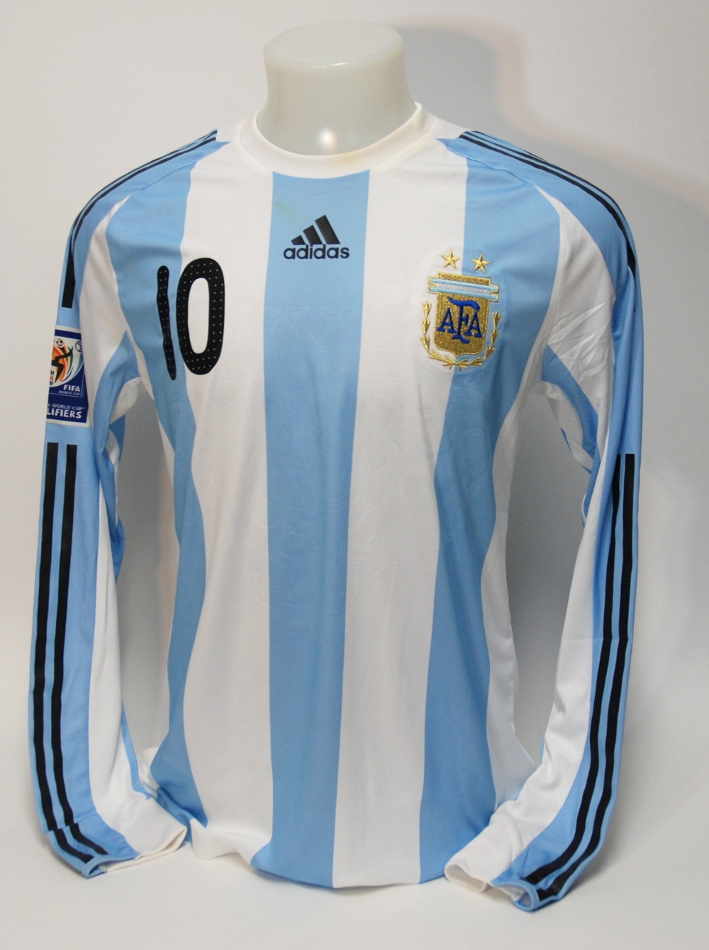 A blue and white Argentina International shirt No.10, with crew-neck collar and embroidered badge,