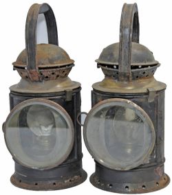 GWR brass collar Handlamps, a pair, one being a Fogman`s. Both complete with GWR reservoirs and