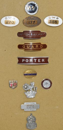 Badges, a small collection of desirable items comprising: Great Western Railway circular black &