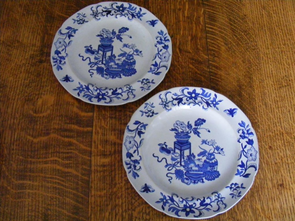 "A pair of Spode Dishes, and a Chestnut Basket."