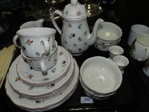 A Villeroy & Boch Petit Fleur part coffee set