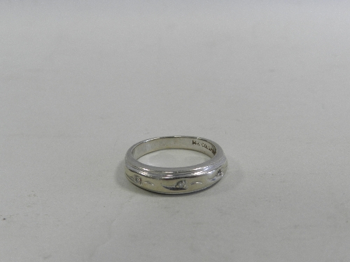 A 14ct. white gold diamond set ring, stamped '14K Columbia'