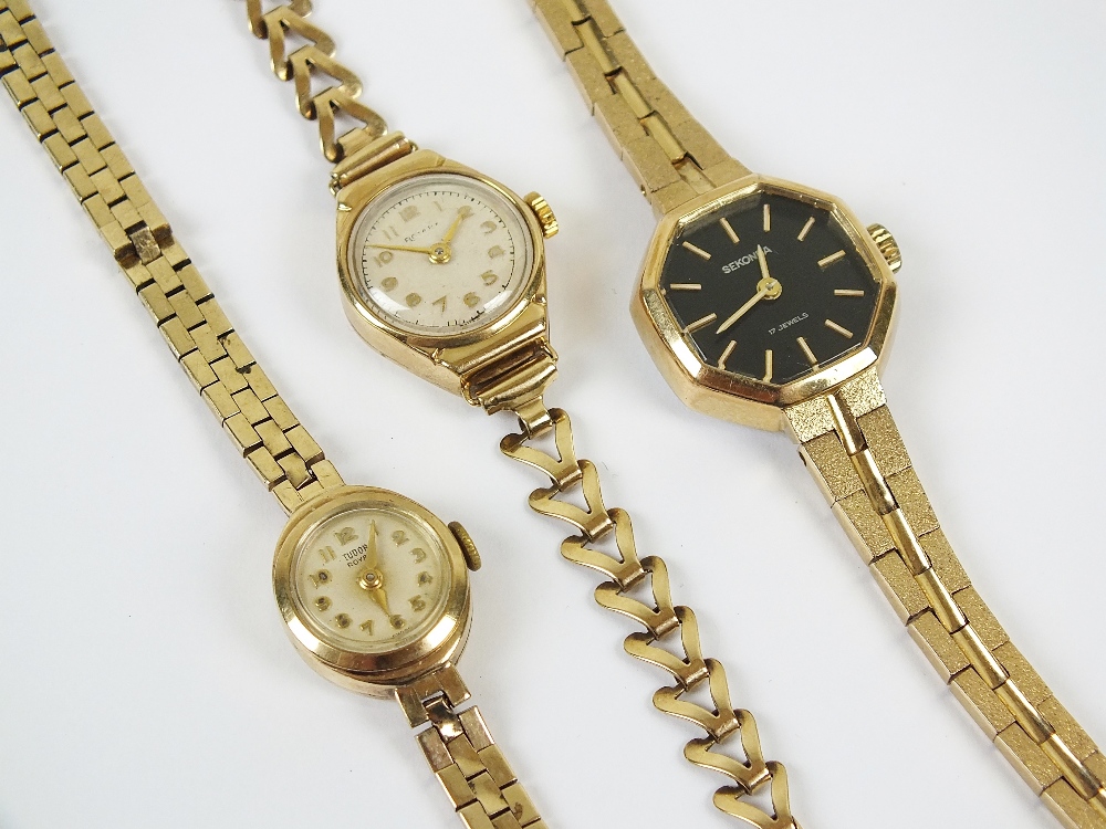 A lady's Tudor Royal 9ct gold bracelet watch, the silvered dial with Arabic numerals, manual wind,