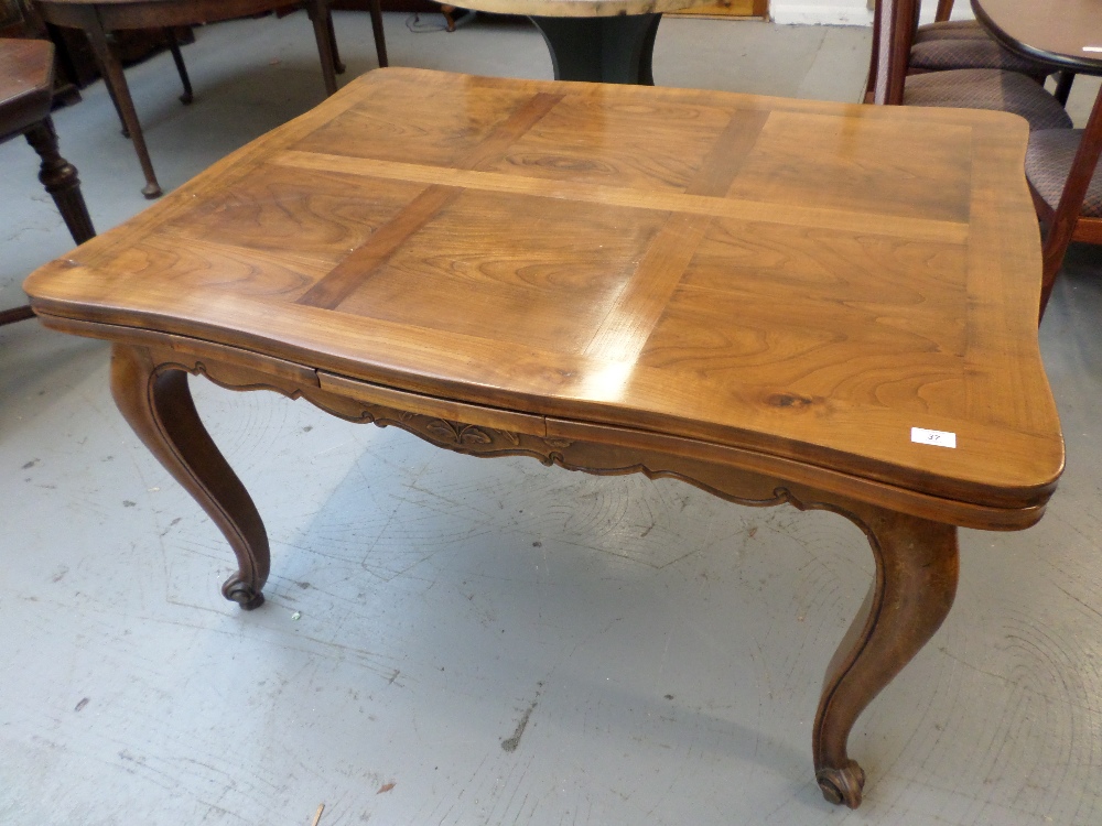 French Style Dining Table with opening leaves to seat 10