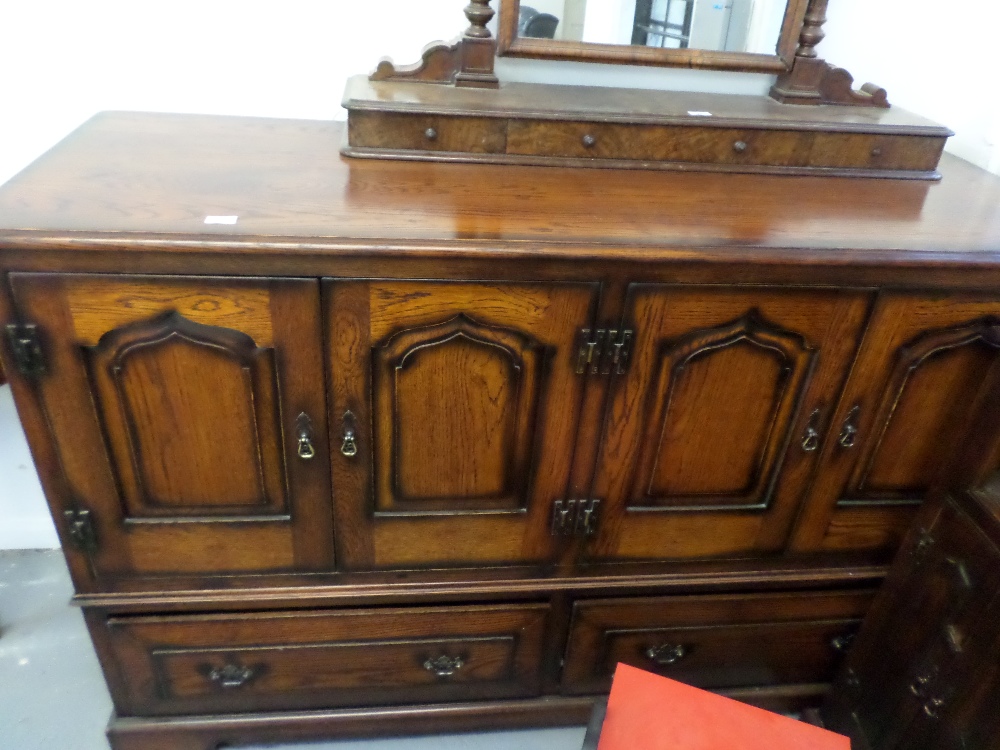 Oak Dresser with 3 Drawers