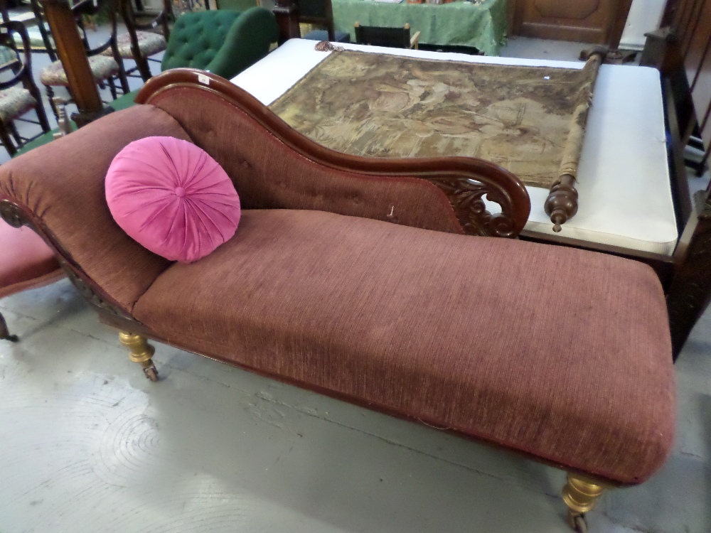 Pink chaise longue