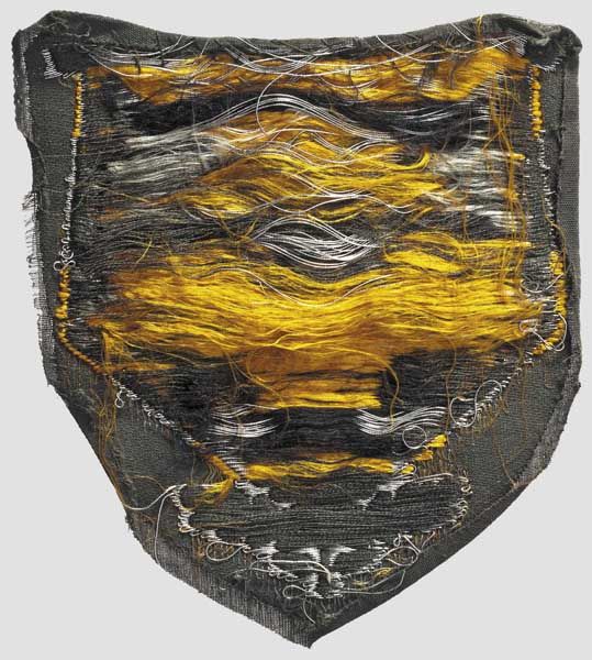 Ärmelabzeichen für Fahnenträger der Kavallerie  Farbig-silbern gewebtes Abzeichen mit Darstellung - Image 2 of 2