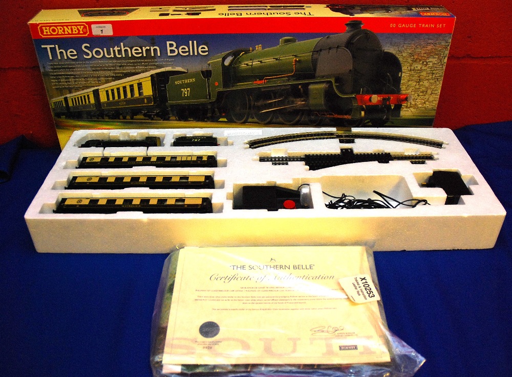 LTD EDITION HORNBY '00' GAUGE MODEL TRAIN SET 'THE SOUTHERN BELLE' BOXED WITH CERTIFICATE