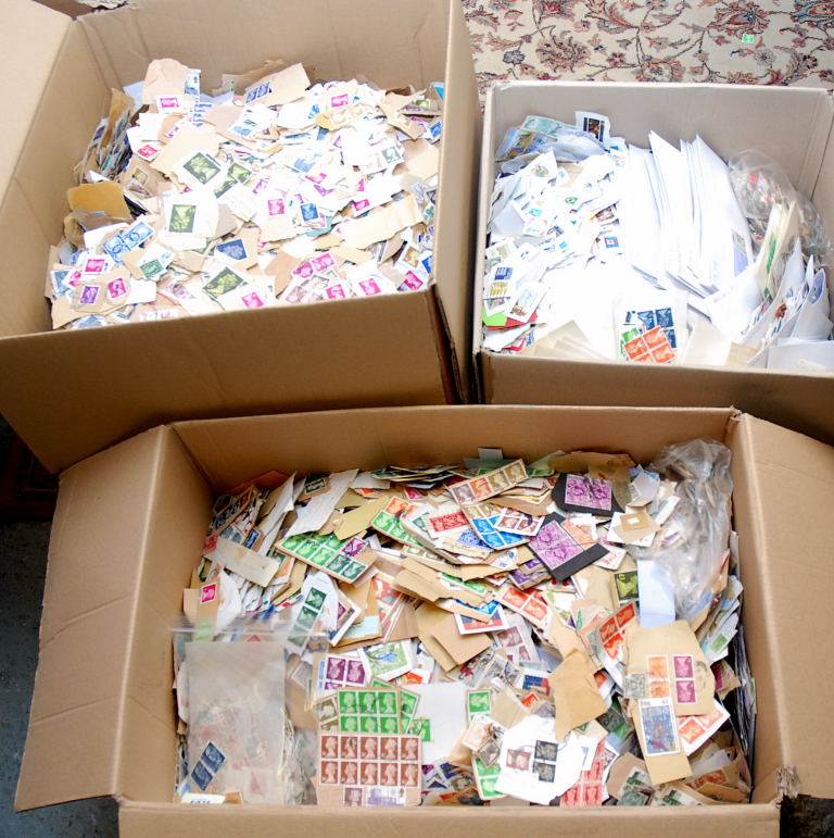 THREE LARGE CARTONS OF GB AND OVERSEAS KILOWARE, SOME OFF PAPER, IN PACKETS AND ENVELOPES, ETC.,