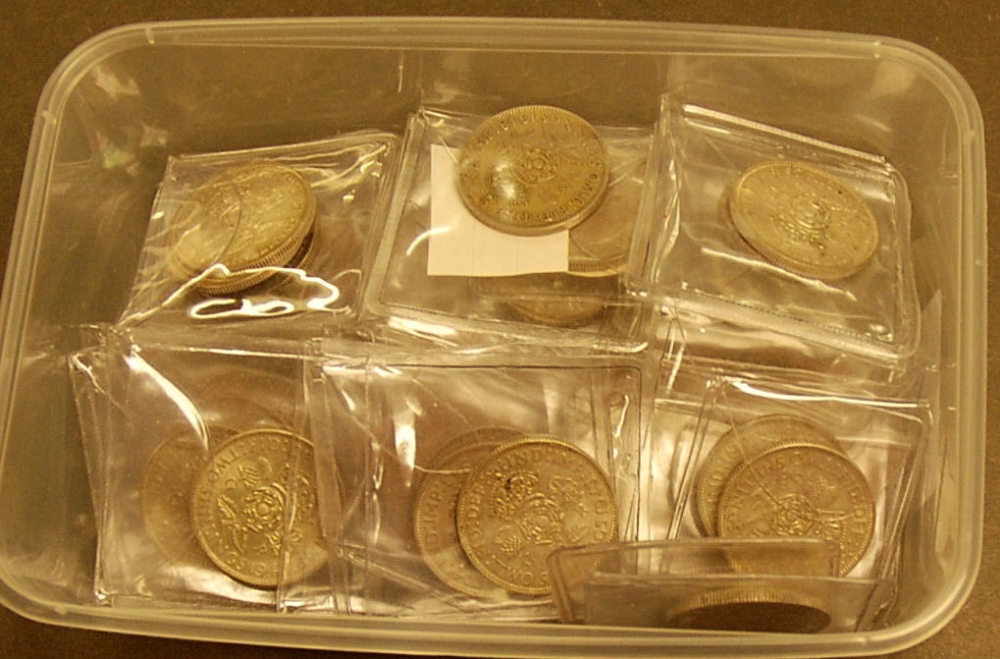 GB COINS: PLASTIC TUB OF PRE' 47 HALFCROWNS (15) AND FLORINS (38), FACE £4.60 APPROX. (43)