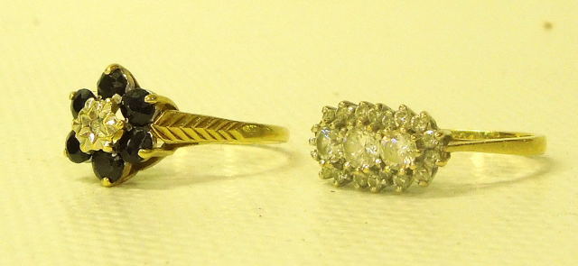 9CT GOLD THREE STONE CZ RING AND A 9CT BLUE STONE DRESS RING BOTH SIZE (M) - Image 3 of 5