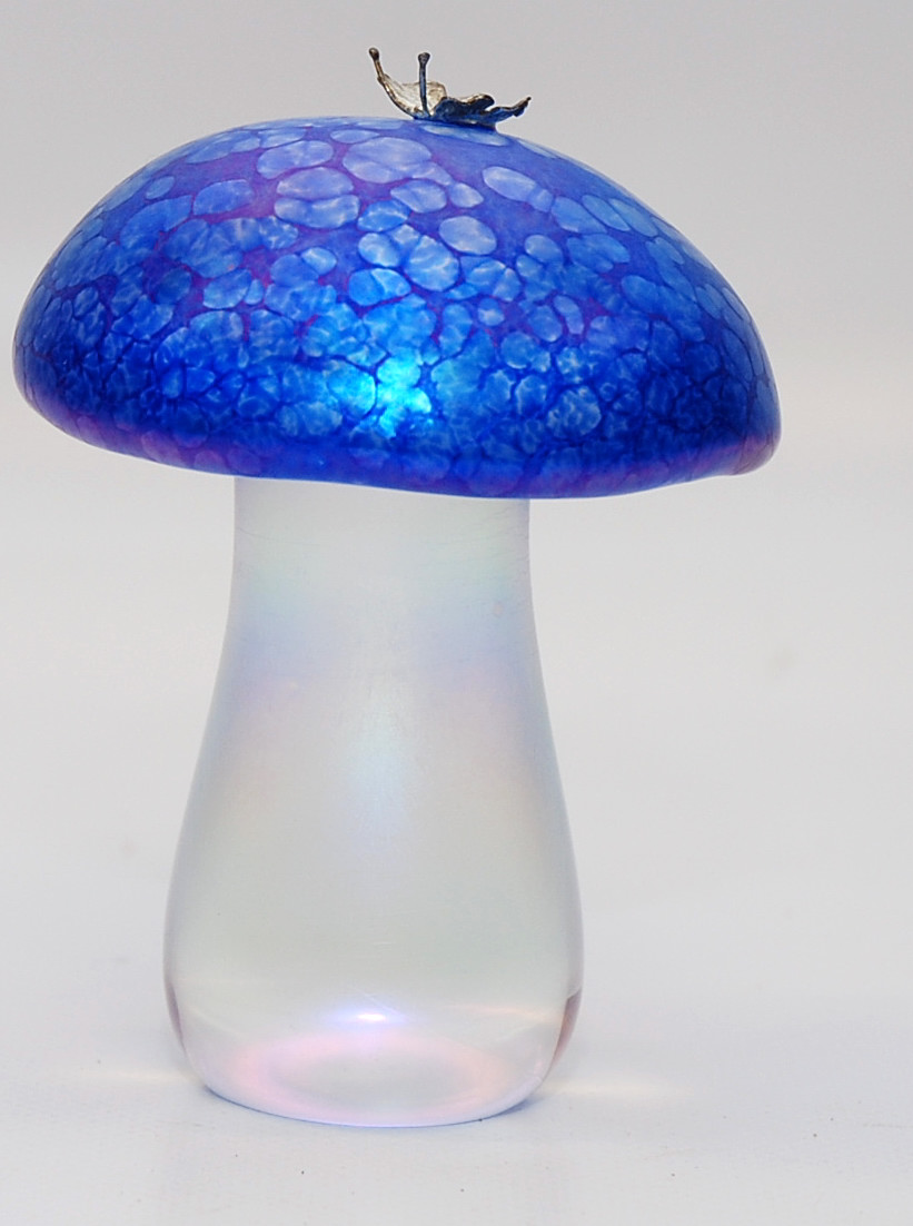 A DITCHFIELD ART GLASS FORM MUSHROOM PAPERWEIGHT WITH BUTTERFLY TO TOP BEARING SIGNATURE TO BASE,