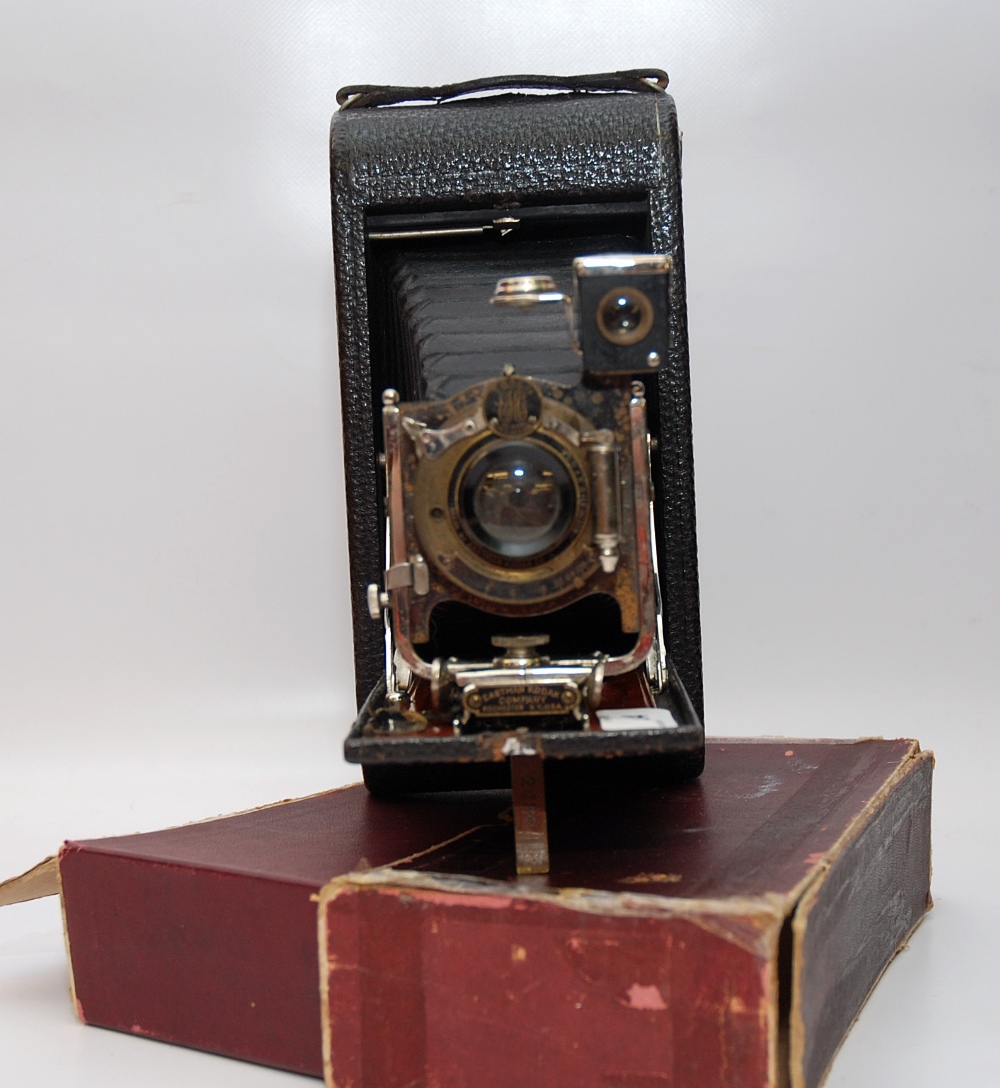 VINTAGE EASTMAN KODAK COMPANY NO. 3A FOLDING POCKET CAMERA B2550100 IN ORIGINAL BOX