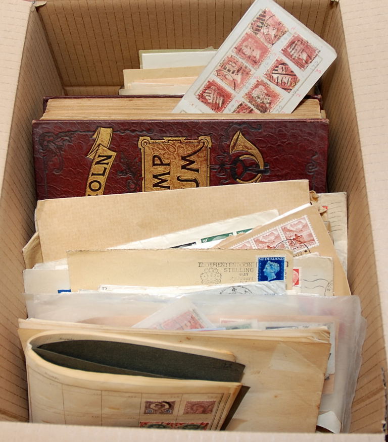 BOX WITH OLD-TIME COLLECTION IN A LINCOLN ALBUM, LOOSE IN ENVELOPES, SOME COVERS, MUCH GB FROM PENNY