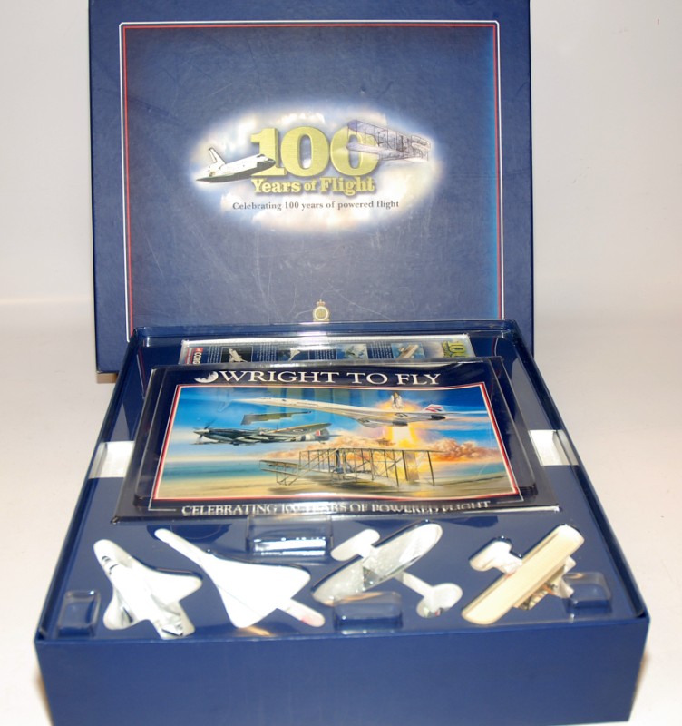 BOXED CORGI 100 YEARS OF FLIGHT INCL. 4 DIECAST MODELS, WRIGHT FLYER, SPITFIRE, CONCORDE & SPACE