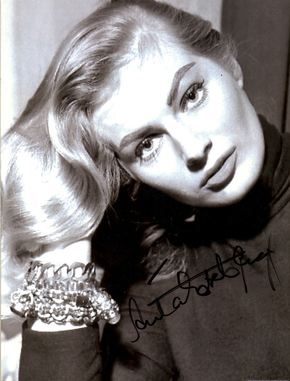 EKBERG ANITA: (1931-   ) Swedish Actress & Sex Symbol. Signed 6 x 8 photograph, a close-up