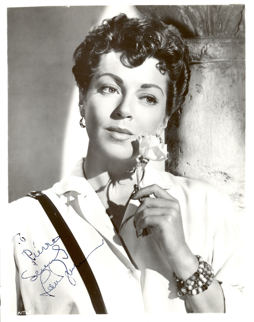 TURNER LANA: (1921-1995) American Actress. Vintage signed and inscribed 8 x 10 photograph