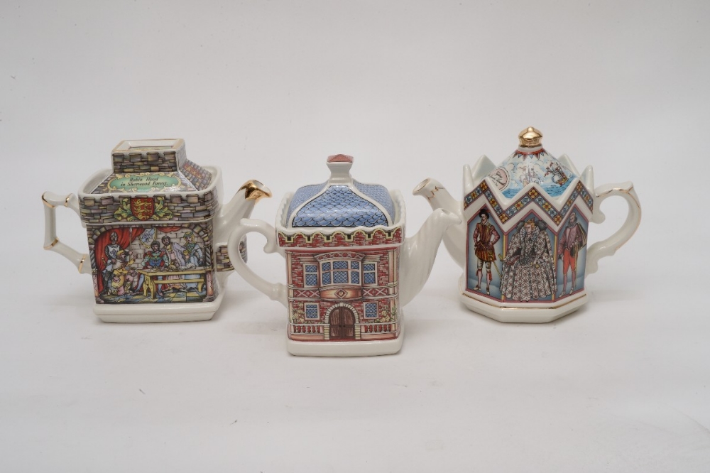 x3 teapots English country house collection 1,Elizabethan house 2,mister teapot 3, castile