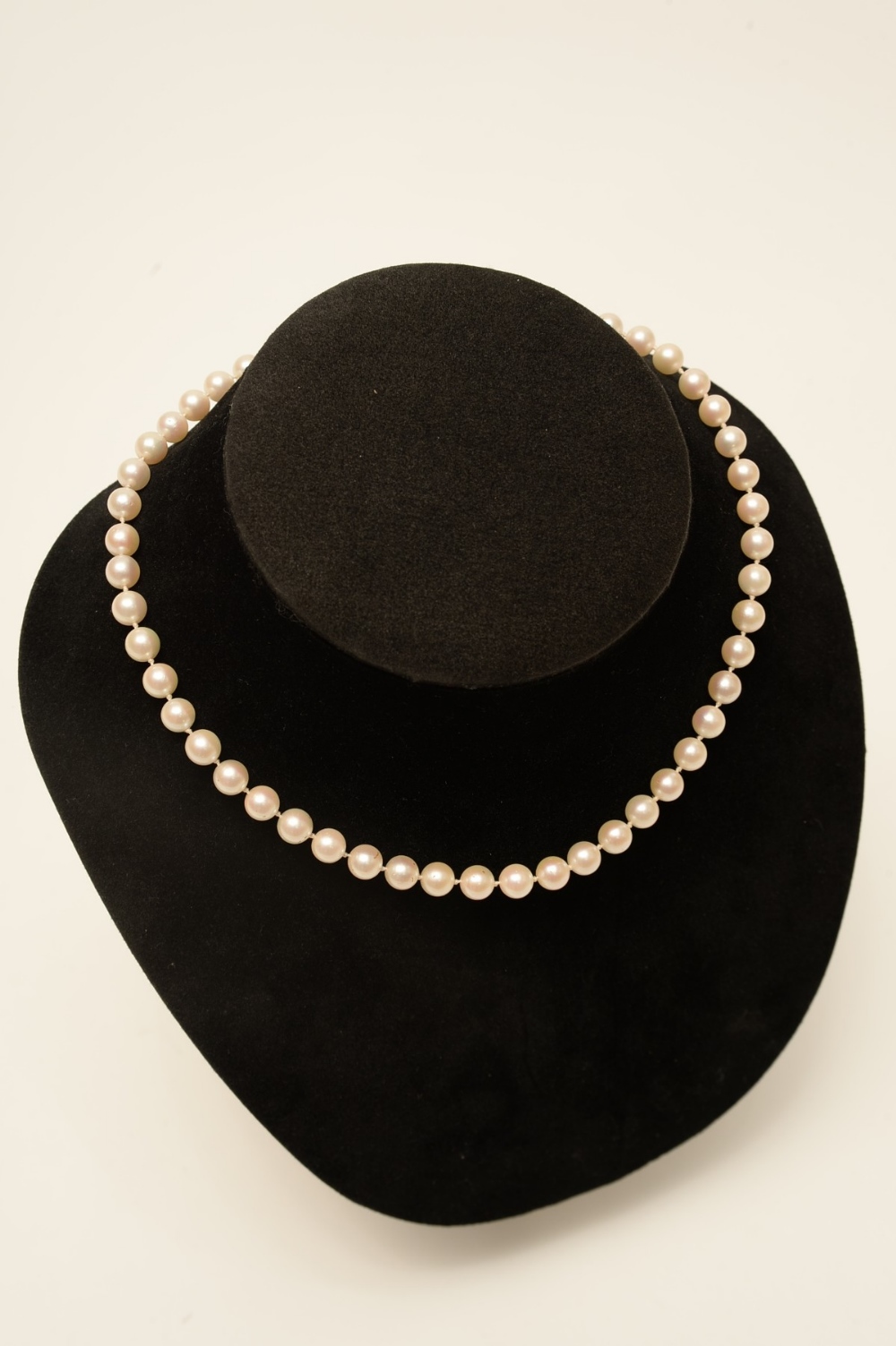 16" pearl necklace with gold clasp