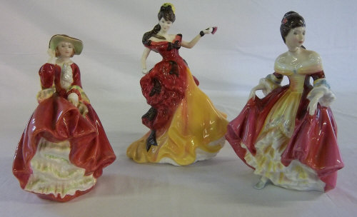 3 Royal Doulton figures 'Top o' the Hill' HN1834, 'Belle' HN3703 & 'Southern Belle' HN2229