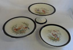 Royal Doulton comports & 2 plates