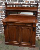 Vict mah chiffonier