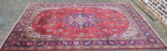 Handwoven 100% wool Persian tabriz rug 300 x 205 cm