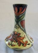 Moorcroft vase 2004 h 11 cm