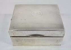 Silver cigarette box total weight approx 5.74 oz London 1920 Maker Charles & Richard Comyns 9cm x