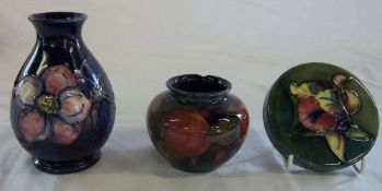 Moorcroft vase (restored) h 12 cm, pomegranate vase (chipped) h 7 cm and lid/dish d 8.5 cm
