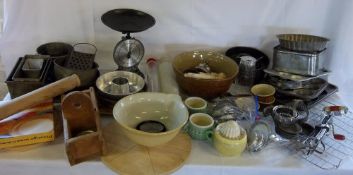 2 boxes of vintage bake ware inc Salter scales, mixing bowls, ramekins etc