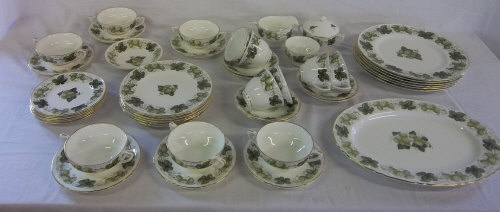 Royal Worcester 'Mathon' pt dinner/tea service 36 pieces