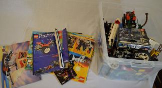 Lg box of Lego, Lego Star Wars & Lego Technics, inc booklets