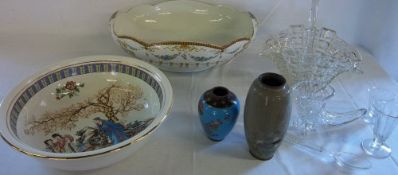 Various ceramics & glassware