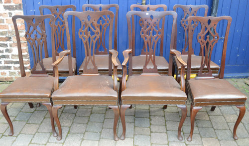 Set 8 early 20th cent, inc 2 carvers, Chippendale style Mah dining chairs with over stuffed