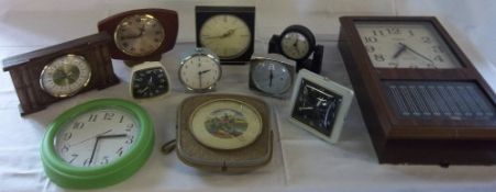 Various clocks & alarm clocks