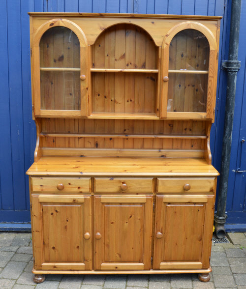 Modern welsh dresser