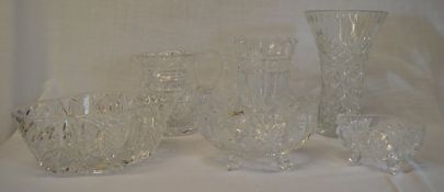 Various glassware inc vases, jug etc