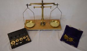 Balance scales with weights & sm jewellers scales